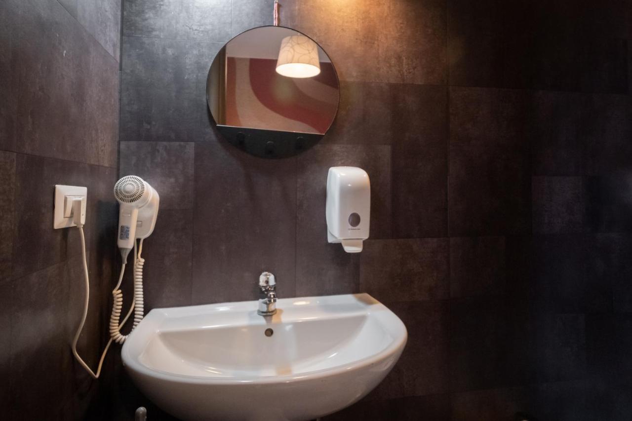 Cconforthotels R&B Semplici Emozioni バーリ エクステリア 写真