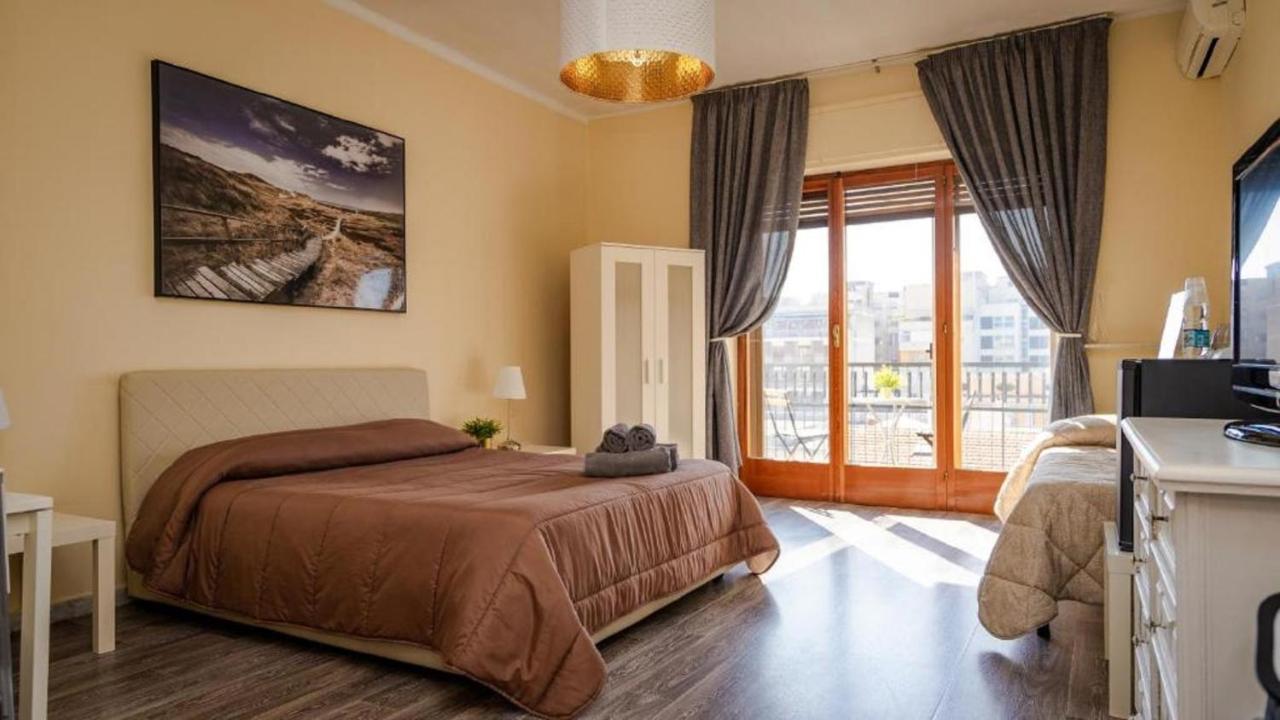 Cconforthotels R&B Semplici Emozioni バーリ エクステリア 写真