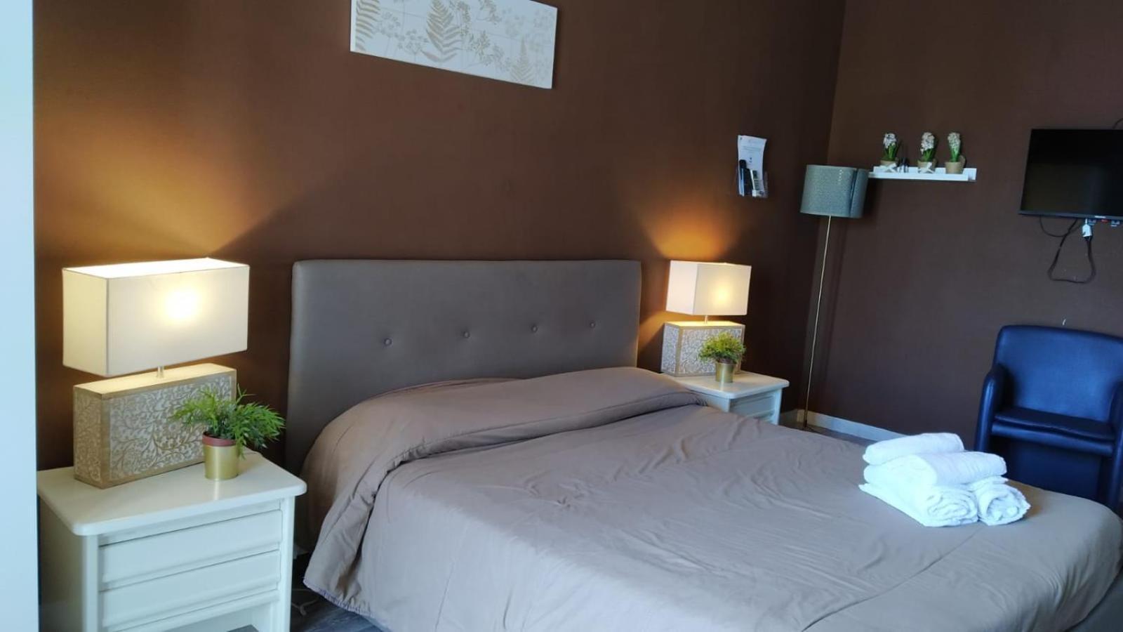 Cconforthotels R&B Semplici Emozioni バーリ エクステリア 写真
