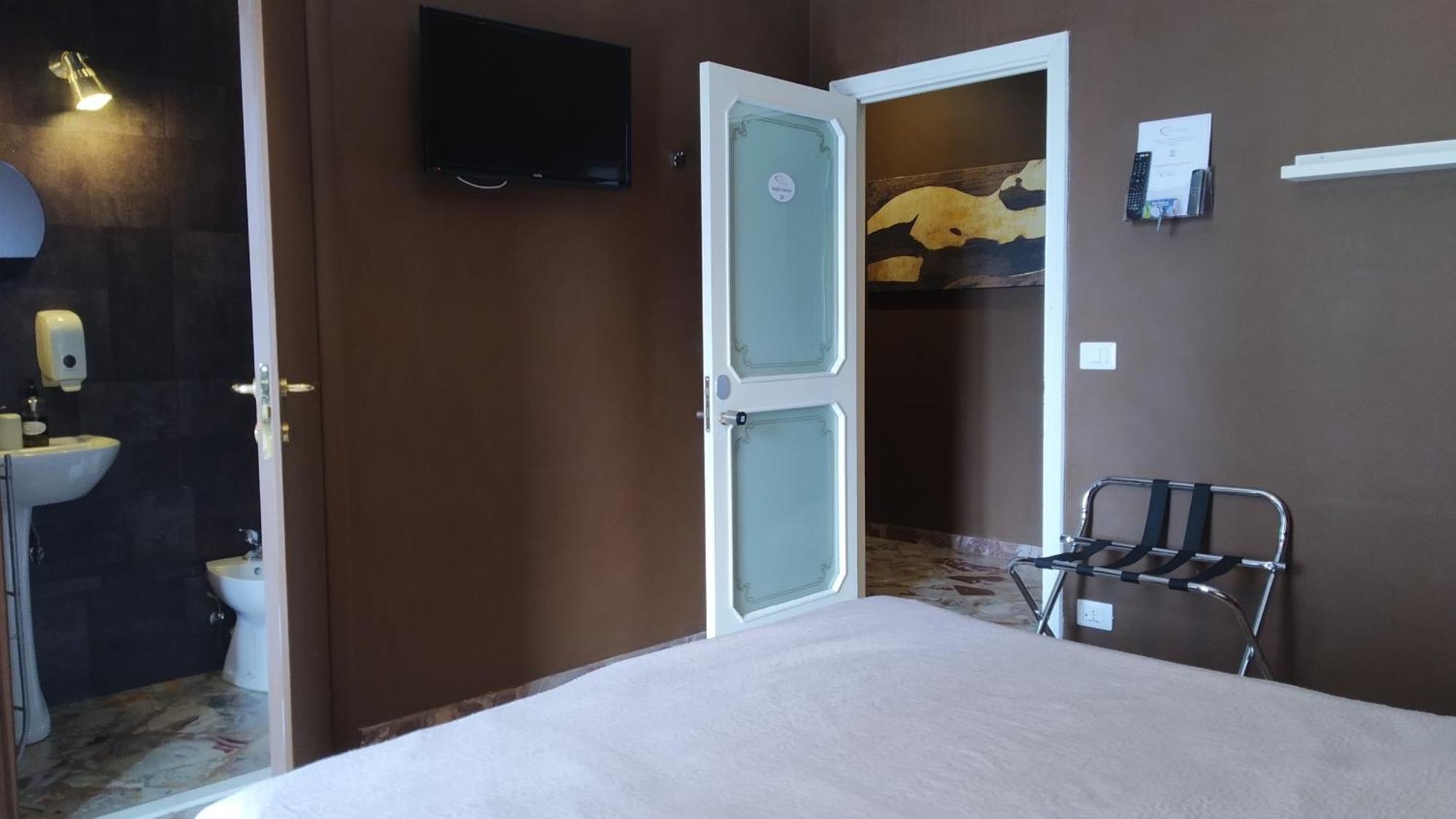 Cconforthotels R&B Semplici Emozioni バーリ エクステリア 写真